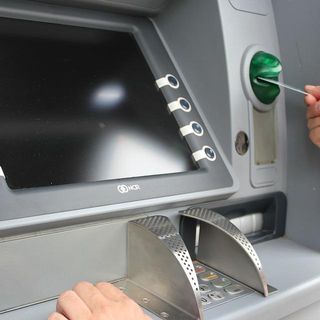 Is The ATM Eating Your Money? Problem With The ATM On Grayson Highway
