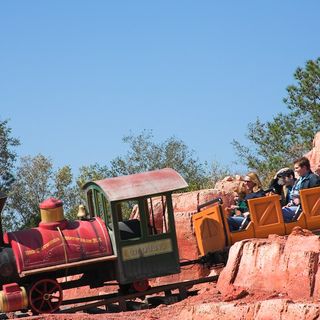 Episode 1:4 Big Genie+ News, New Re-openings, and New Ride Movies!