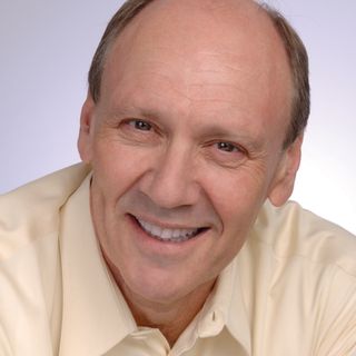 The Bill Handel Show - 9a - The Psychology Behind Hate-Watching and The Benefits of Exercising with Others