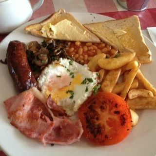 Pancakes & millennials, soft drinks, Greggs, cookery travel shows, government lost tech. EP 127