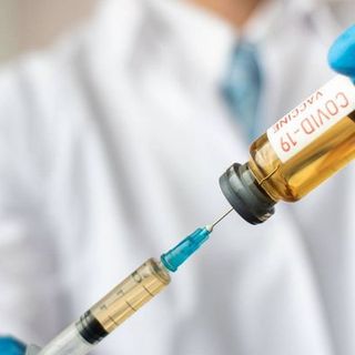 Influenza, Rezza: “Il momento è molto delicato, importante vaccinarsi”