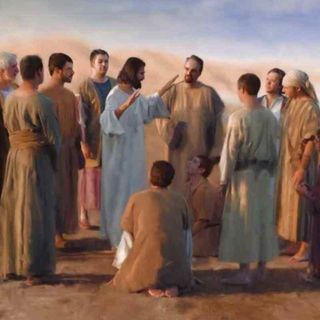 “Ne scelse 12, perché stessero con Lui”🙏🏻😇🥰