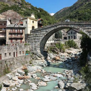Il ponte del diavolo di Lys