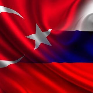 Rus kadınlar gözünden Rusya-Türkiye toplum farkları - VİTAMİN X | podcast