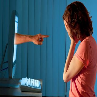 Advierten legisladores que urgen medidas contra el ciberacoso