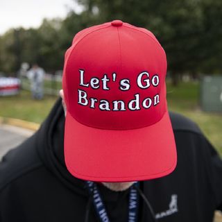 Man Gets Kicked Off Flight For Wearing A Mask That Said: "Let's Go Brandon"
