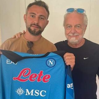 Il tifoso Enzo: Kvaratskhelia fenomeno, Gollini affidabile, a Melito in arrivo un Club Napoli!!