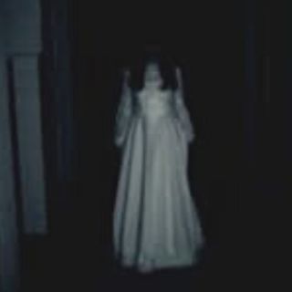 Mujer Fantasma en Casona de San Marcos - Miedo al Misterio