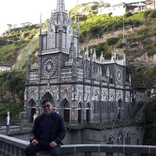 Fr.Saúl Benavides