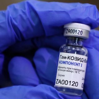 ¿Qué hay detrás del contrato de compra de las vacunas rusas Sputnik V en Honduras?