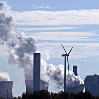 Lampertico: «La guerra dell'energia? Stupisce la scelta di ricorrere al carbone»