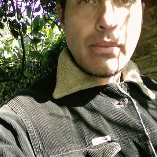 Edu Bustos