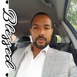 R Nelom