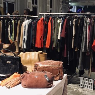 Moda second-hand: è boom nel mondo e il trend è in aumento. Giorni contati per il fast fashion?