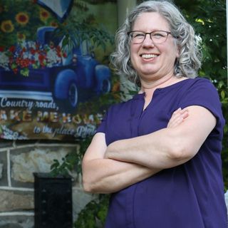 Rockhaven B&B in Harpers Ferry - Lynn Pechuekonis on Big Blend Radio
