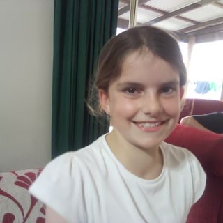 Neve Caine