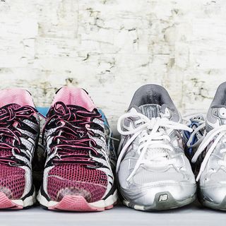 La tendenza della settimana: che fine fanno le sneakers usate? (di Alessandra Magliaro)
