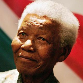 All’asta la chiave della prigione di Mandela, è polemica