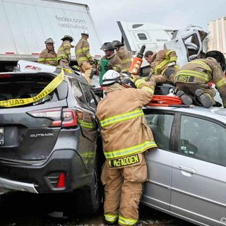 At Least 6 Killed In 133 Vehicle Pileup Crash On I-35W In Fort Worth Texas