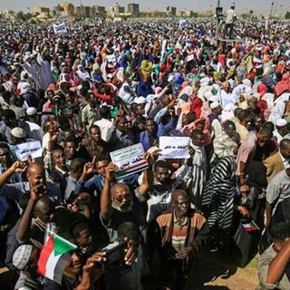 SUDAN: il golpe militare un anno dopo. Non cessa la resistenza popolare