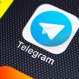17 No vax perquisiti per istigazione a delinquere su chat Telegram