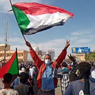 Africana: Le manifestazioni pacifiche in Sudan a un anno dal golpe