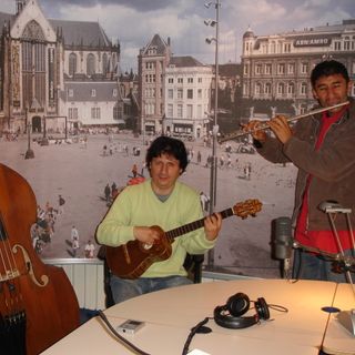 Voces - Guafa Trio: Música tradicional colombiana (Programa Voces, 2011, en Radio Nederland)