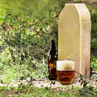 You Know An Urban Legend Is From Florida If It Involves Beer Disappearing at Night
