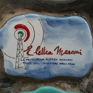 La radioamatrice Elettra Marconi