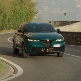 Alfa Romeo Tonale Plug-In Hybrid Q4 – Il biscione cambia pelle