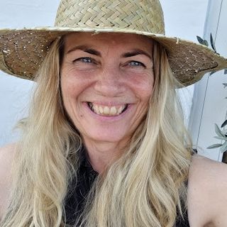 Louise Dolmer