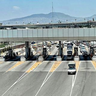 Transportistas cierran vías de acceso a CDMX