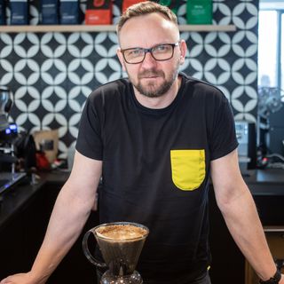 Konrad Oleksak i Simplo, czyli kawa z języczkiem