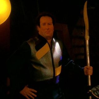 How Did the Father of Crazy Bids Sail Into Season 4? - Quick Clip