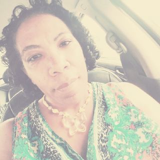 Coach Enna B