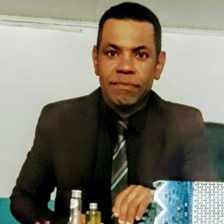 Lauro César