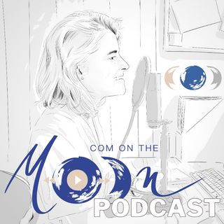 #Intro - Podcast Com on the moon