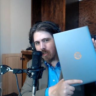 FLOSS Clip: HP Dev One Laptop