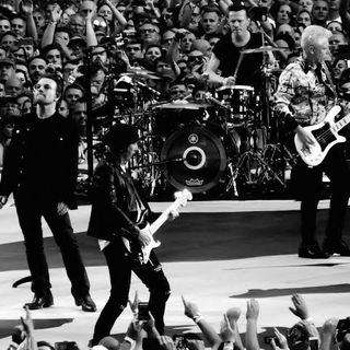SUPER SPECIAL U2 LIVE PT01 #SemanaU2 #novatemporada #familiaclassikera #sing2 #wearamask