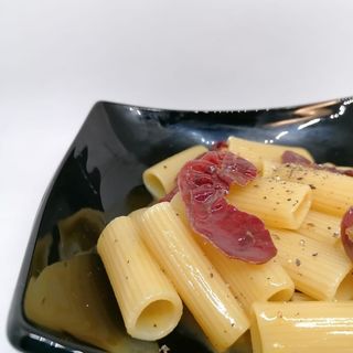 Carbonara gourmet con petto d'oca stagionato 45 giorni