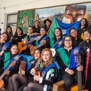 Llorarán las estrellas - Tuna Femenil UV