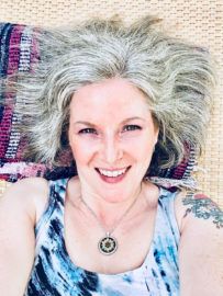 Kelly Lynn Prime - Energy Healer, Clairvoyant and Mobile Yoga Teacher