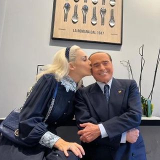 Berlusconi show, caos nella maggioranza (di Anna Laura Bussa)