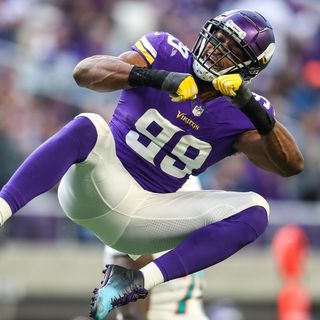 Purple People Eaters: Vikings/Chargers Preview! Danielle Hunter Eats QBs!