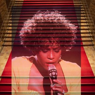 Whitney Houston - Stage Stairway 4:14:22 3.21PM