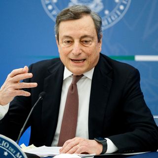 Draghi sputa fuoco sui no vax, ma i dati sono corretti?