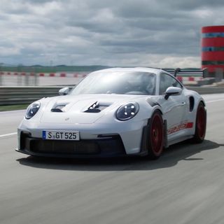 Porsche 911 GT3 R S – Nata per la pista, prestata alla strada