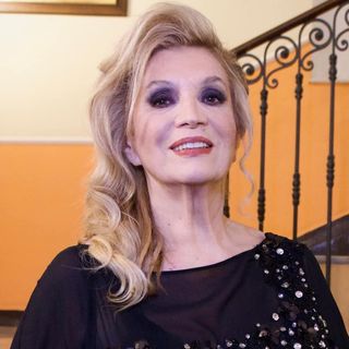 Iva Zanicchi: «Anche dopo l'intervento, per lo spettacolo ci sono sempre»