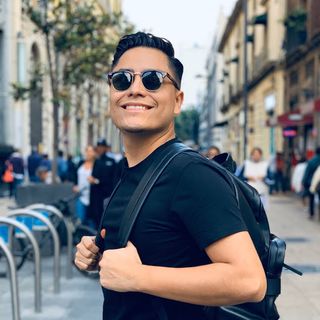 Kris Fuentes
