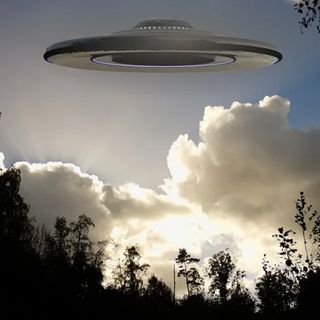 8 US Pilots Reveal Their Secret UFO Encounters